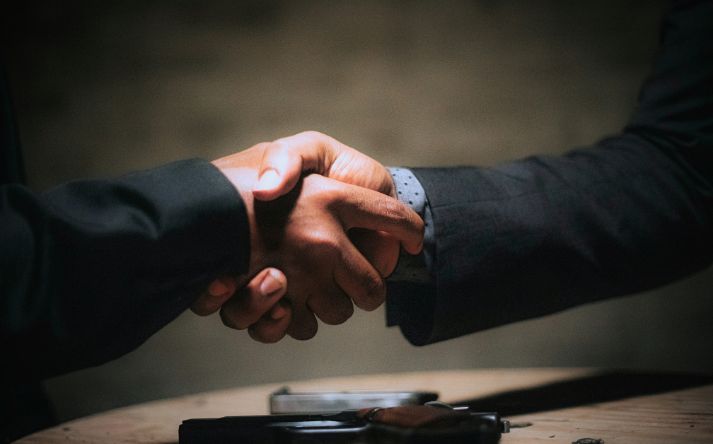 Sådan sikrer man immateriel ejendom i en virksomhed, der skifter hænder ved virksomhedsoverdragelse.